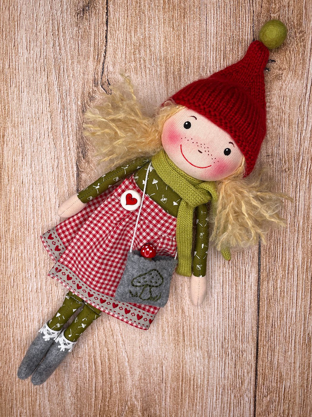 Handgemachte Wichtel Puppen aus der Wichtelfabrik - mit Liebe handgemacht in Tirol - Christine Zierer