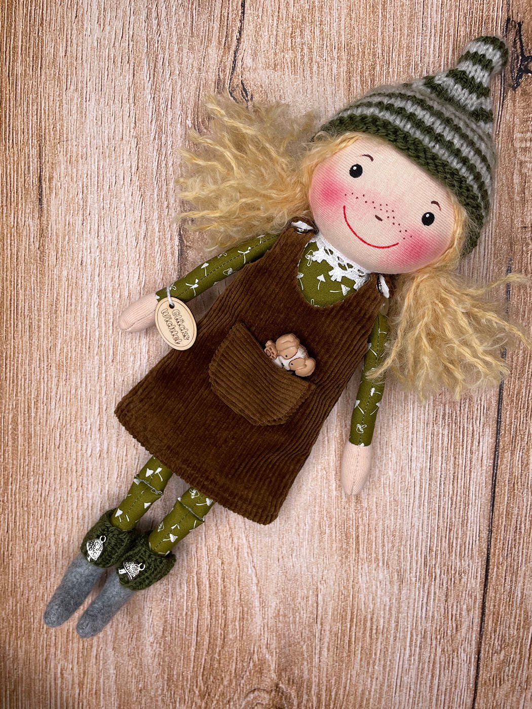 Handgemachte Wichtel Puppen aus der Wichtelfabrik - mit Liebe handgemacht in Tirol - Christine Zierer